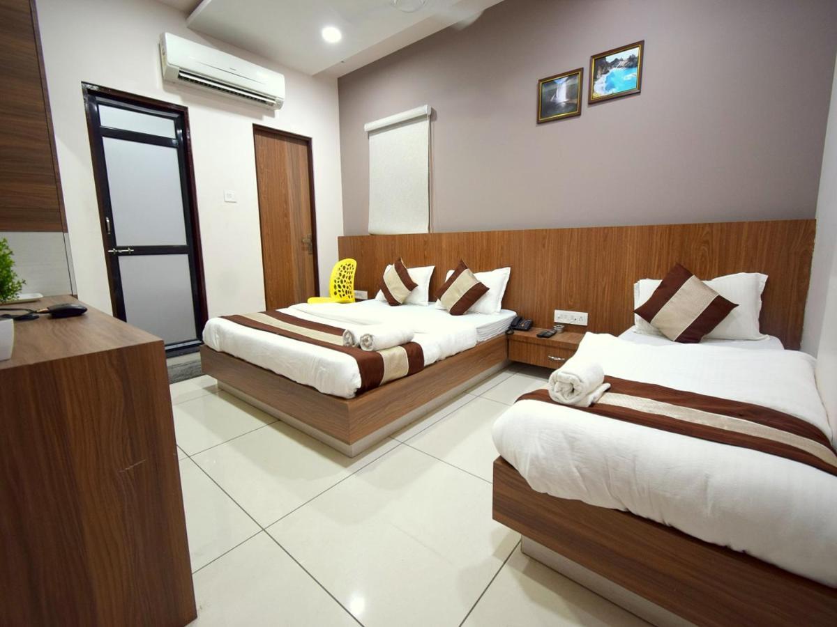 Hotel Embassy Kalol المظهر الخارجي الصورة