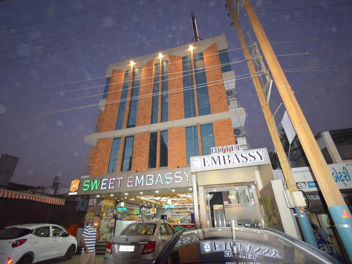 Hotel Embassy Kalol المظهر الخارجي الصورة