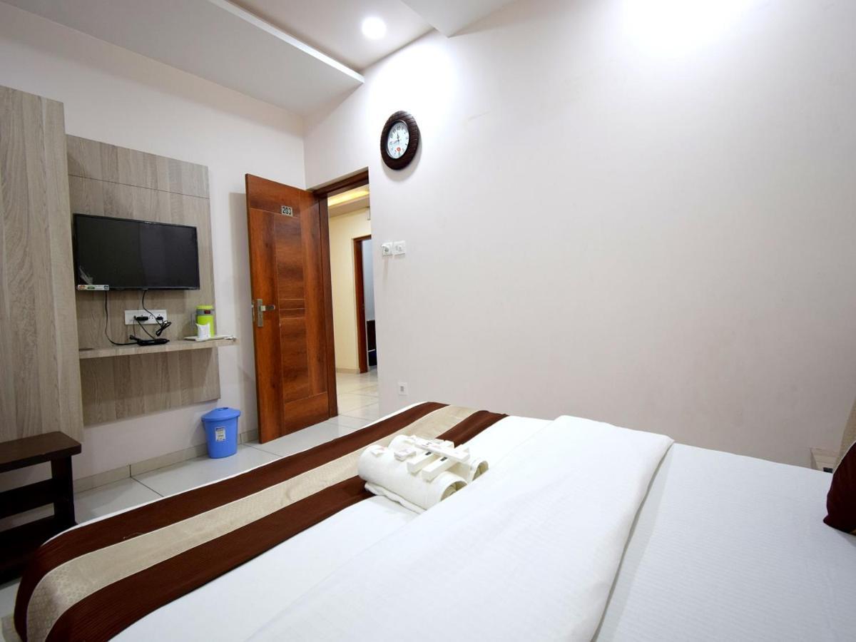 Hotel Embassy Kalol المظهر الخارجي الصورة