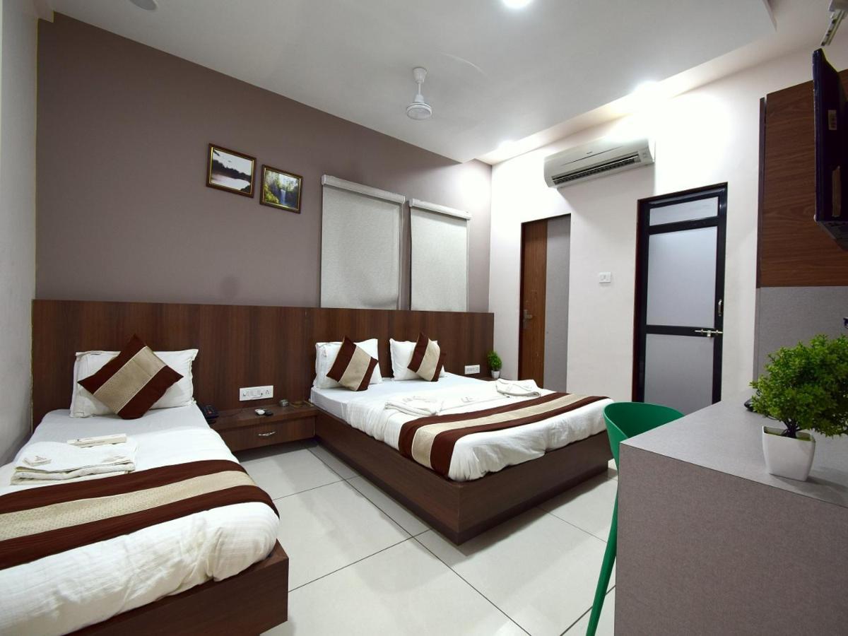 Hotel Embassy Kalol المظهر الخارجي الصورة