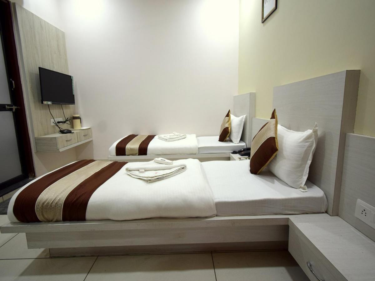 Hotel Embassy Kalol المظهر الخارجي الصورة